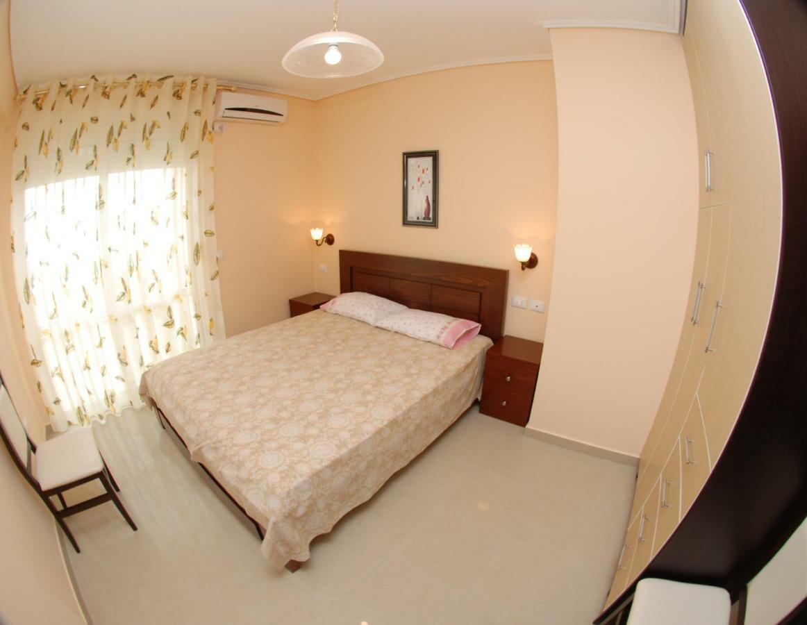 Erti'S Apartments Saranda Extérieur photo