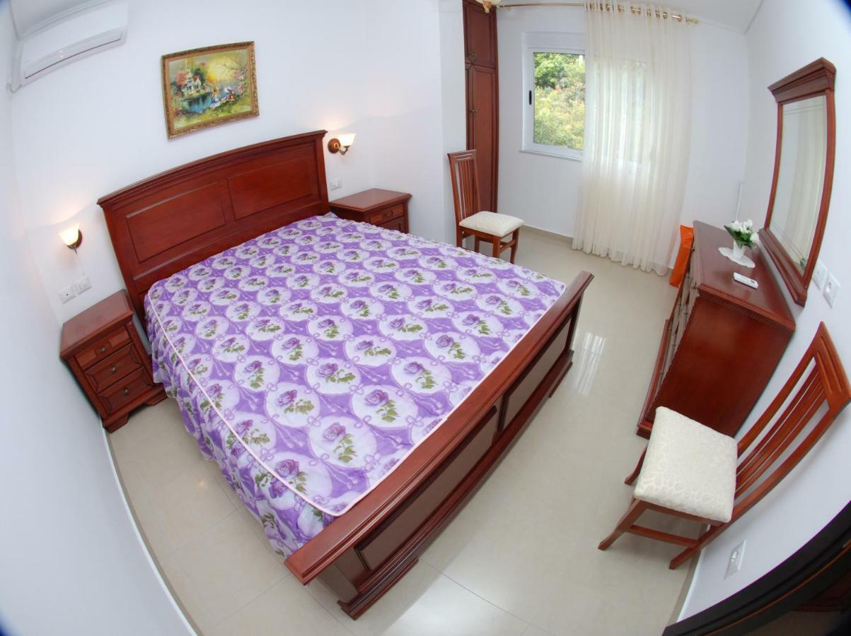 Erti'S Apartments Saranda Extérieur photo