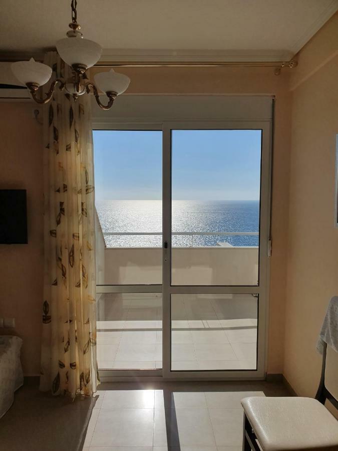 Erti'S Apartments Saranda Extérieur photo